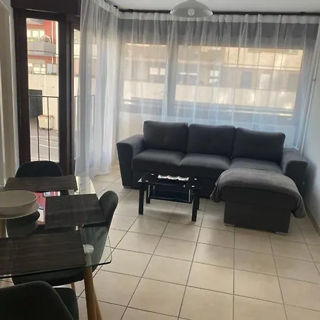 Cozy 2 Steps From Geneva טונון-לה-בן