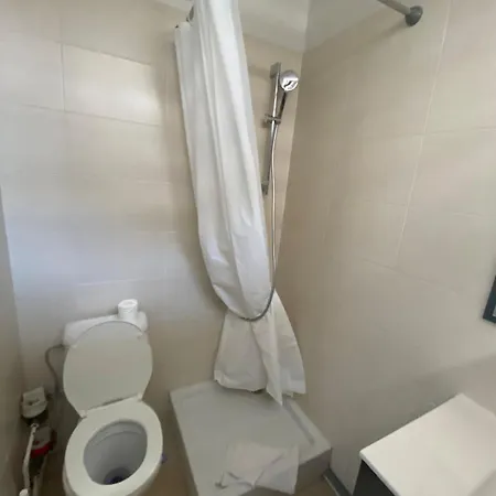 Cozy 2 Steps From Geneva דירה טונון-לה-בן